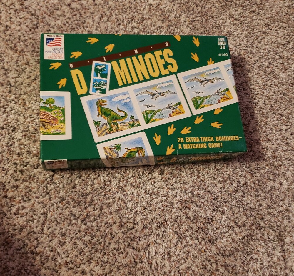 Dinosaur Dominoes Extra Thick Ages 3-8
